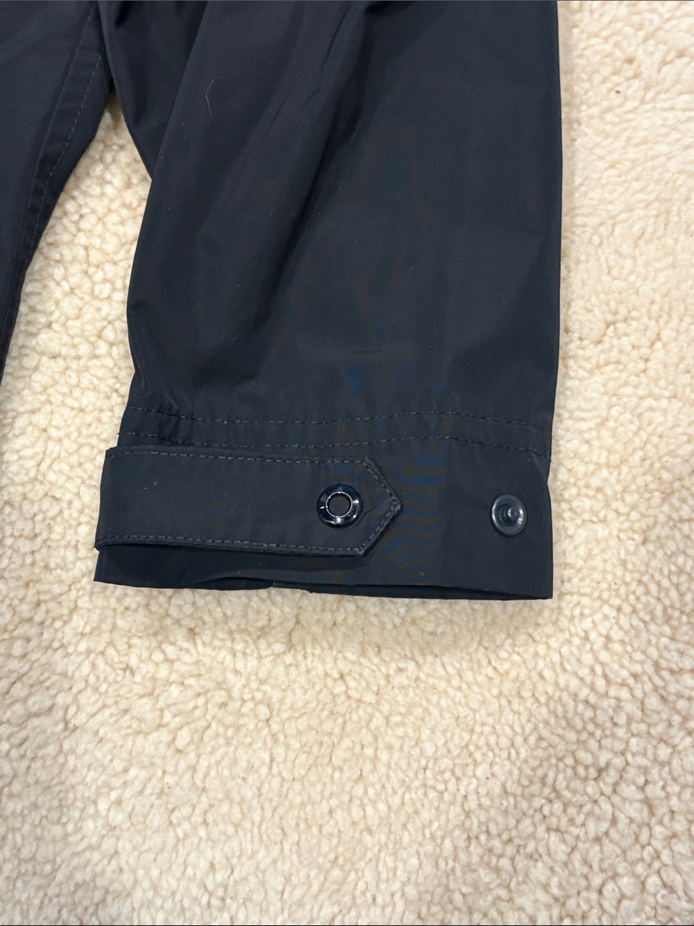 Mountain Hardwear Urbanite Parka, rain jacket, black, women’s medium - Picture 11 of 16